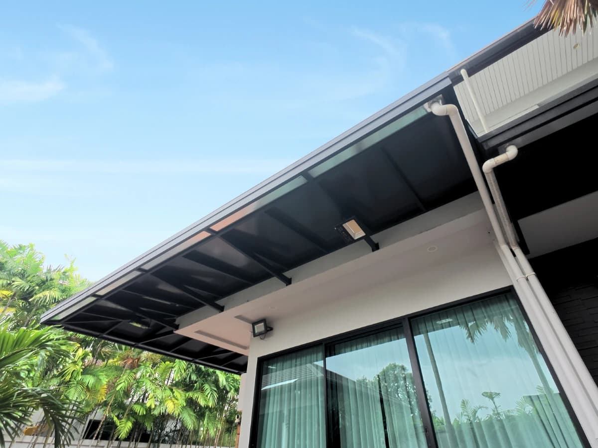 กันสาดอลูมิเนียมติดตั้งเร็ว